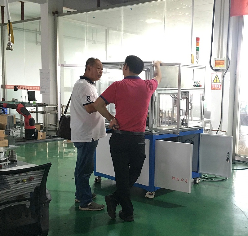 挪亞方舟自動化檢測設(shè)備—客戶來訪